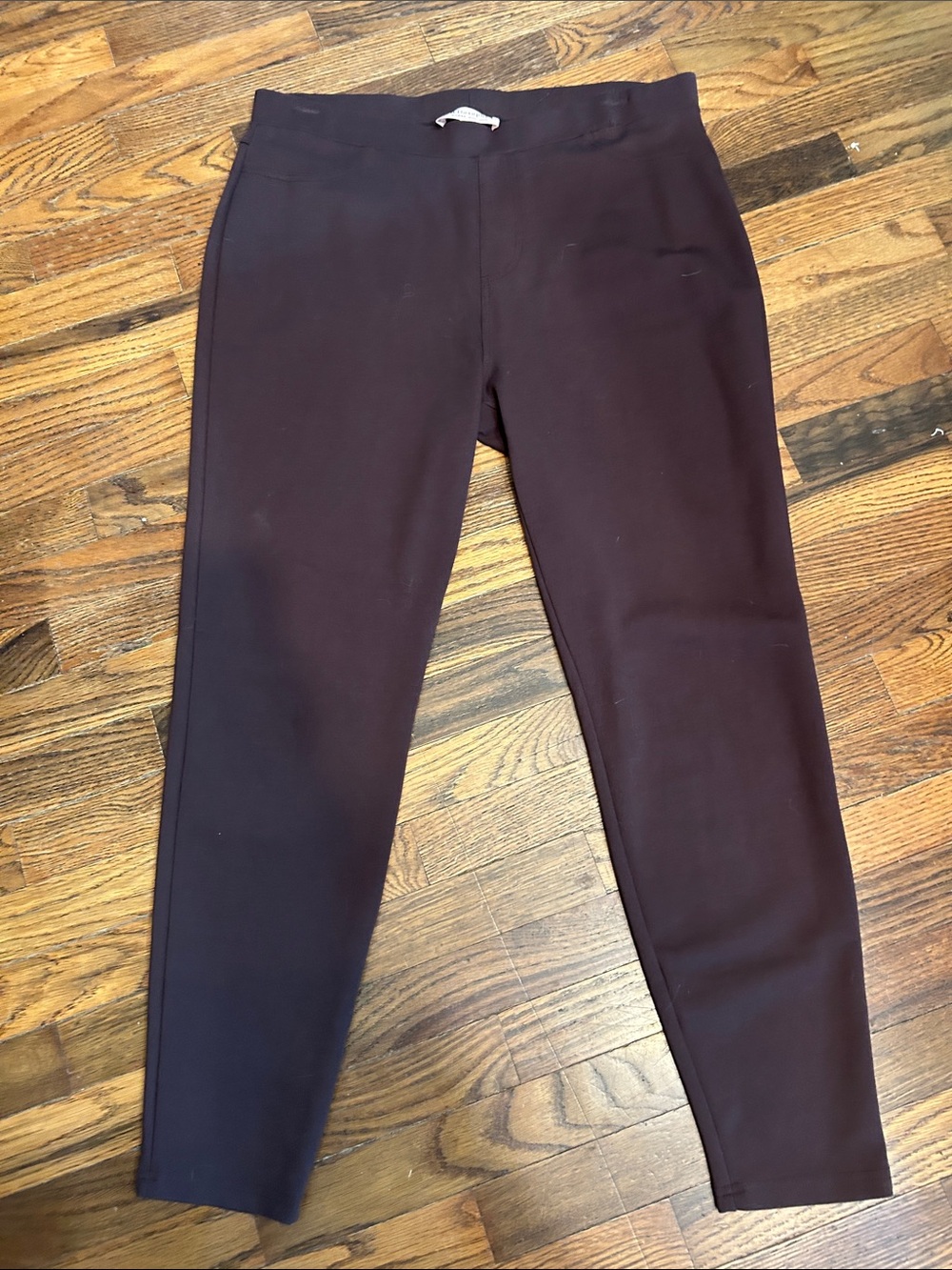 Philosophy Wine Stretch Pull-On Women’s pants